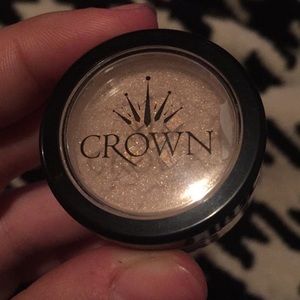 Crown mineral eyeshadow new and sealed
